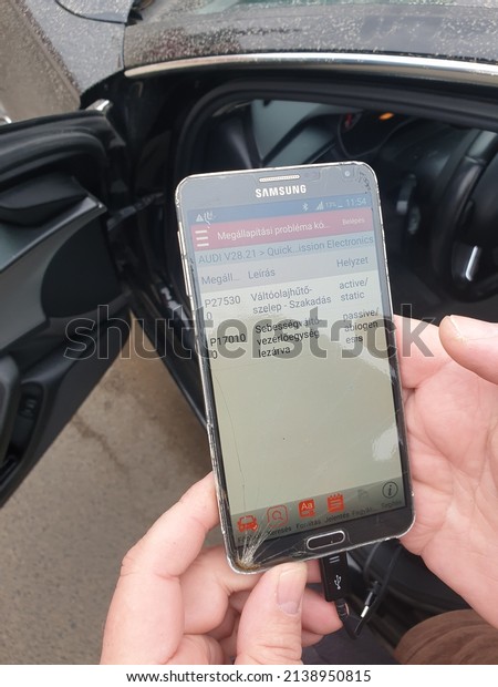 Cluj-Napoca, Cluj, Romania-02.22.2022-Car
Diagnostics - Scanning Engine and Gearbox Problems with Launch X431
Diagnostics - Software installed on an old Samsung. Multiple
gearbox errors, egr and
turbo
