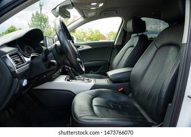 Imagenes Fotos De Stock Y Vectores Sobre Audi Inside