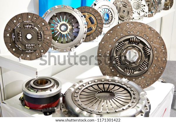 Clutch discs\
and pressure plates in the car\
store