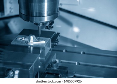The CNC milling machine hi-precision cutting the aluminium parts by solid ball endmill tool. The mold and die micro cutting  process by  machining center. 
