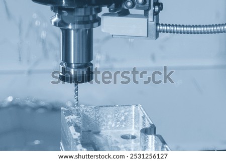 The CNC milling machine thread cutting process the aluminum parts by tapping tool. The high precision automotive parts manufacturing process by multi-axis machining center.