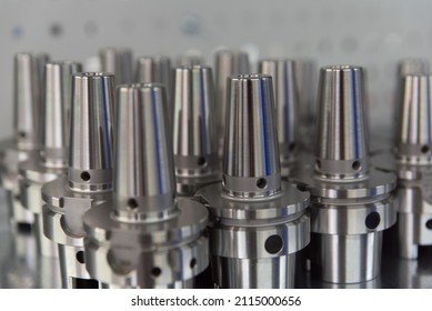 CNC tools for milling and turning machines, For holding end mills and drills, Tollholders, HSK-A 63