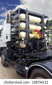 CNG/NGV Gas Containers For Heavy Truck , Alternative Fuel