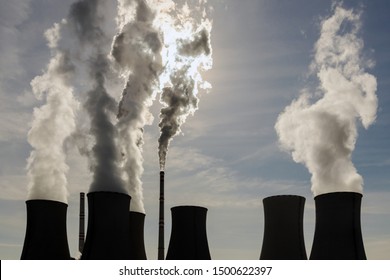 18,616 Thermal power station Stock Photos, Images & Photography ...