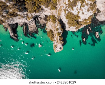 coast rocks cliff green sea aerial view from top  Adlı Stok Fotoğraf