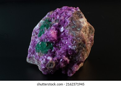 Cobalto Calcite With Malachite Crystal Macro On A Black Surface