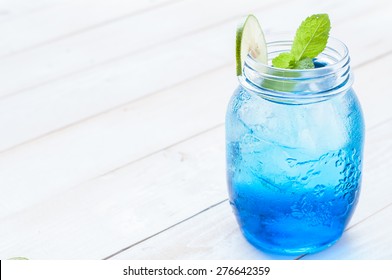 Cocktail Glass With The Blue Hawaii, Mason Jar