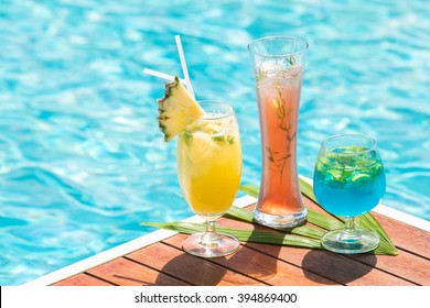 Piscine Cocktail Images Stock Photos Vectors Shutterstock