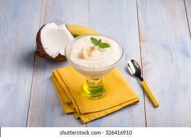 Coconut And Banana Mousse