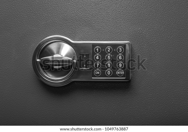 Code lock on the safe
door.
