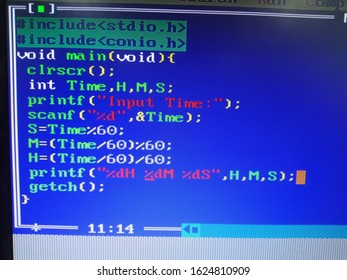 Coding : find hour minute with second in turboC 7 program