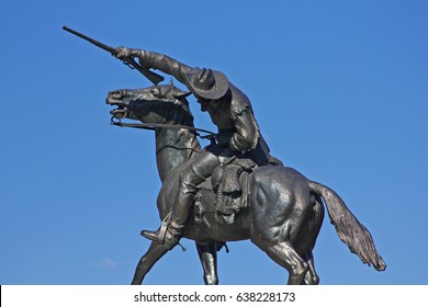 Cody Wyoming July 3 2016 Statue Stock Photo 638228173 | Shutterstock