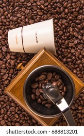 coffee bean with grinder