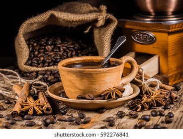 https://image.shutterstock.com/image-photo/coffee-cup-saucer-on-wooden-260nw-592276841.jpg