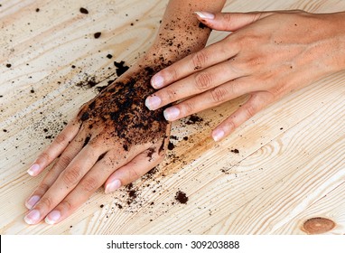 Coffee Hand Scrub With Ground Coffee (wet)  , Mean To Beauty Or Cosmetic