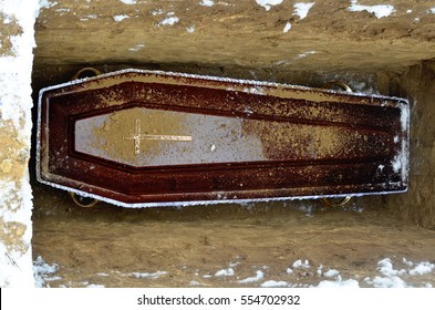 coffin in the hole