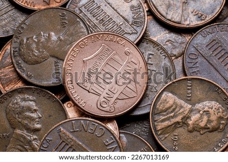 Coins 1 american cent closeup