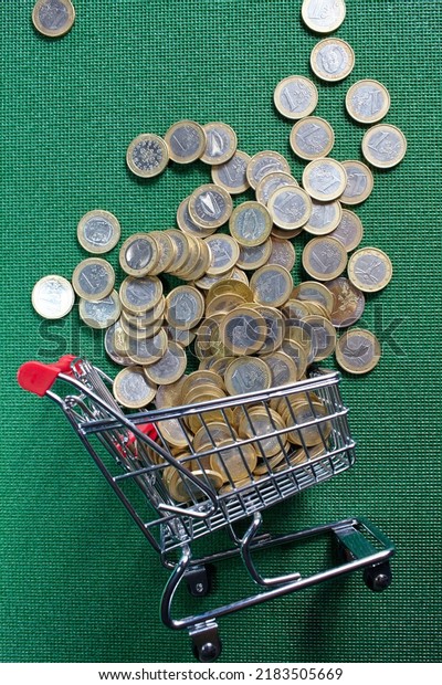 coins in the shop
trolley