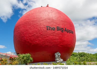 Colborne, Ontario, Canada – 20 August, 2019: Big Apple Roadside Restaurant And Attraction In Colborne, Ontario.