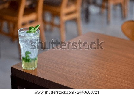 cold and fresh mojito moctail