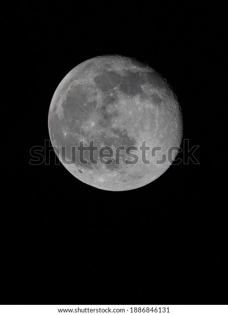 Cold Moon or Long Night Full\
Moon