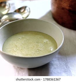 Cold Sorrel Cream Soup With Potatoes And Leeks