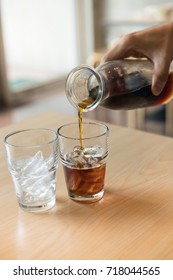 Cold-brewed Coffee Is Like Iced Coffee's Cooler Sibling. Make Cold Brew Coffee At Home! It's So Easy, And Your Iced Coffee Will Never Taste Watery Or Bitter Again.