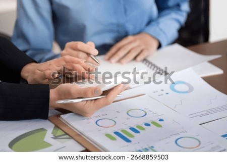 Collaborative Financial Discussion Between Advisor and Client