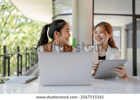 Collaborative learning session office space digital interaction environment friendly viewpoint empowering concepts