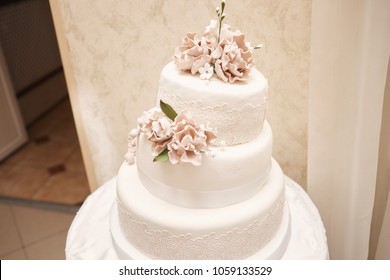 Collapsed Wedding Cake