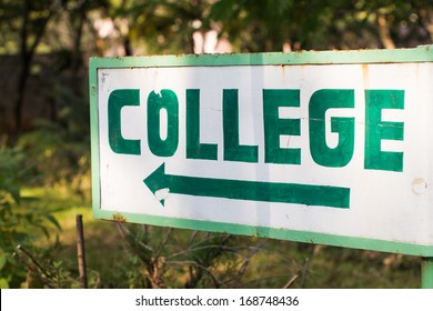 College Direction And Sign Board