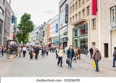 COLOGNE, GERMANY - MAY 07, 2014: Crowded Shopping Street In Cologne