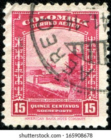  COLOMBIA - CIRCA 1941: A stamp printed in Colombia shows Spanish Fort, Cartagena, circa 1941 