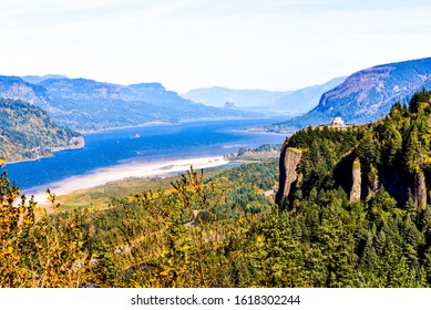 Colombia River Gorge , Oregon