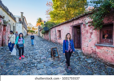 Adult Guide in Colonia del Sacramento