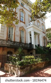 Colonial House In Savannah Georgia