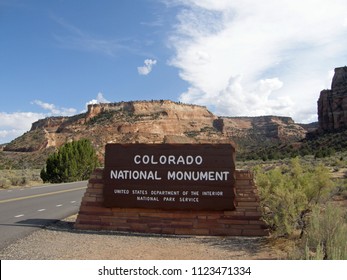 Colorado National Monument Sign