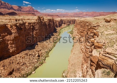 Colorado River and Glen canyon in Canyonlands National Park, Moab, Utah, United States