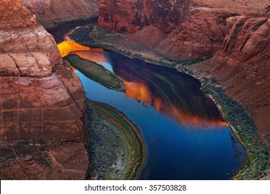 Colorado River at sunrise, Horse Shoe Bend, Page, Arizona, USA - Powered by Shutterstock