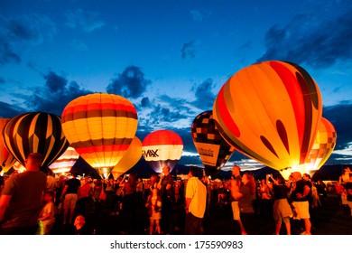 166 Colorado Springs Balloon Classic Images, Stock Photos & Vectors ...