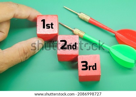 colored cubes with first place, second place and third place