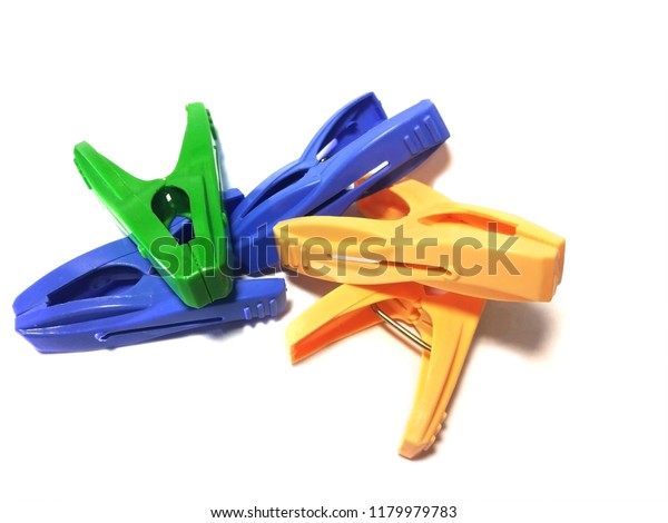 colored plastic clips