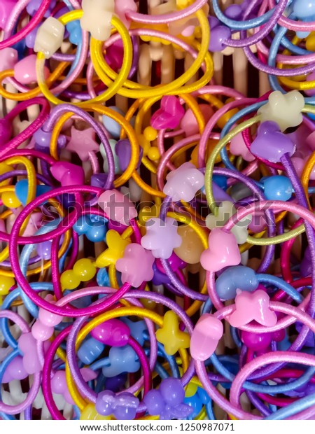 colored rubber bands