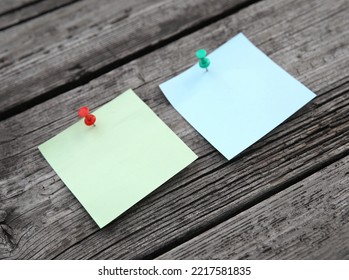 Colored Sticky Notes With Copyspace Pinned To The Wooden Message Board. To Do List Reminder In Office. Blank Memo Sticker At Work - Template. Empty Checklist - Mockup