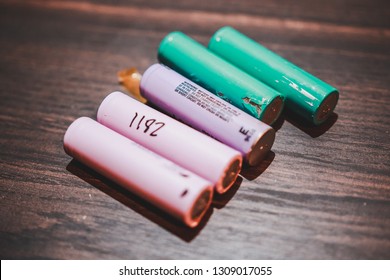 teens chew on batteries Teens chew on batteries