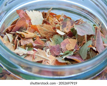 Colorful  Aronia Berry (chokeberry) Dry Leaves For Tea In Jar