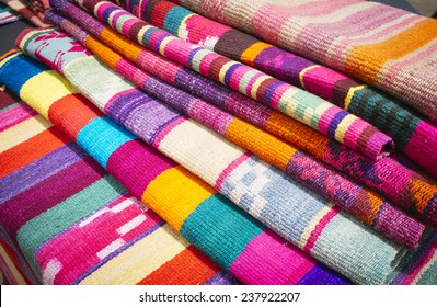 colorful fabrics woven loom indijena Latin American crafts