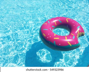 11,779 Donut pool Images, Stock Photos & Vectors | Shutterstock