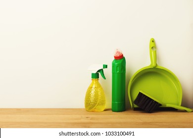 Colorful Group Of Green Cleaning Supplies For Natural And Environmentally Friendly Cleaning. House Keeping, Tidying Up, Spring-cleaning Concept, Copy Space
