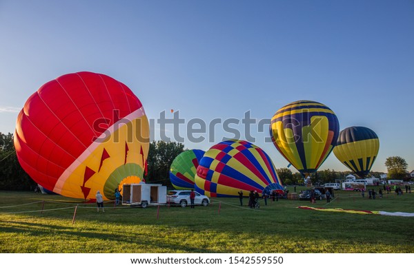 huge hot air balloon